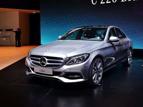 奔馳安全警示 部分進(jìn)口C級(jí)與E級(jí)汽車(chē)被召回，車(chē)主應(yīng)如何應(yīng)對(duì)？